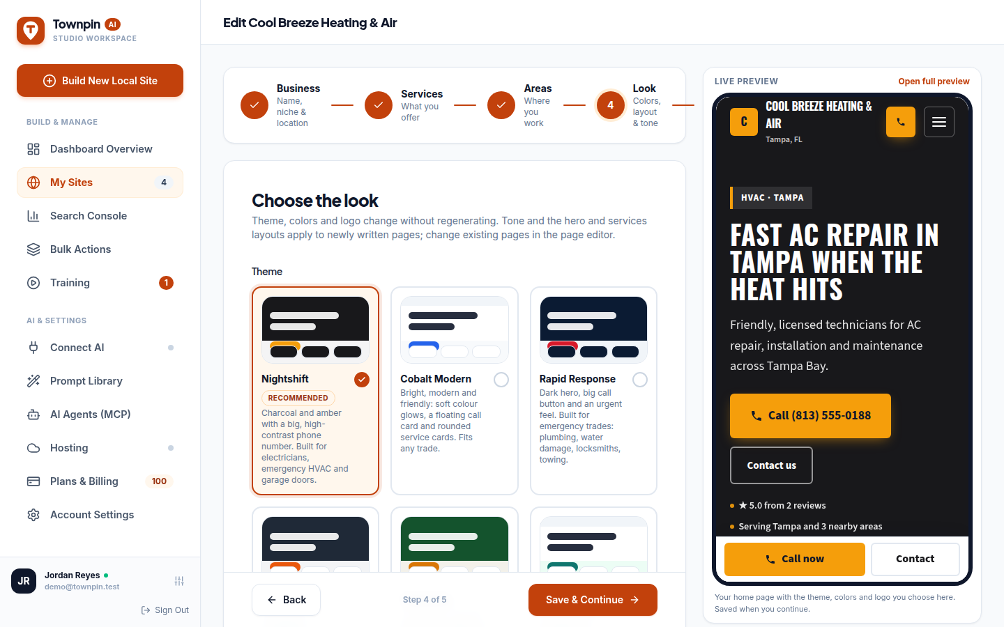 Choosing a theme in the Townpin AI site wizard